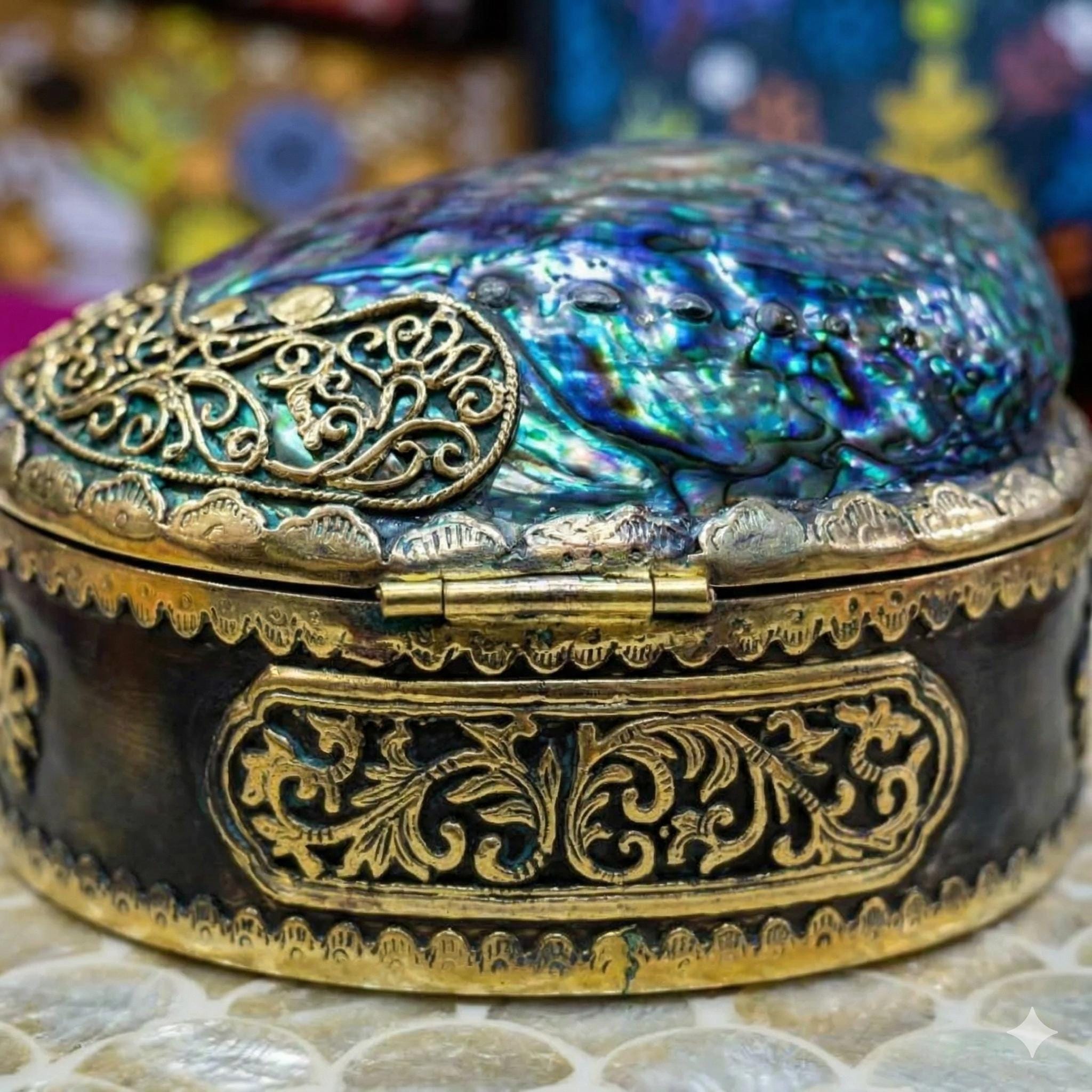 Abalone Shell Jewelry Box with Brass Dragon – Mother of Pearl Trinket Keepsake Box