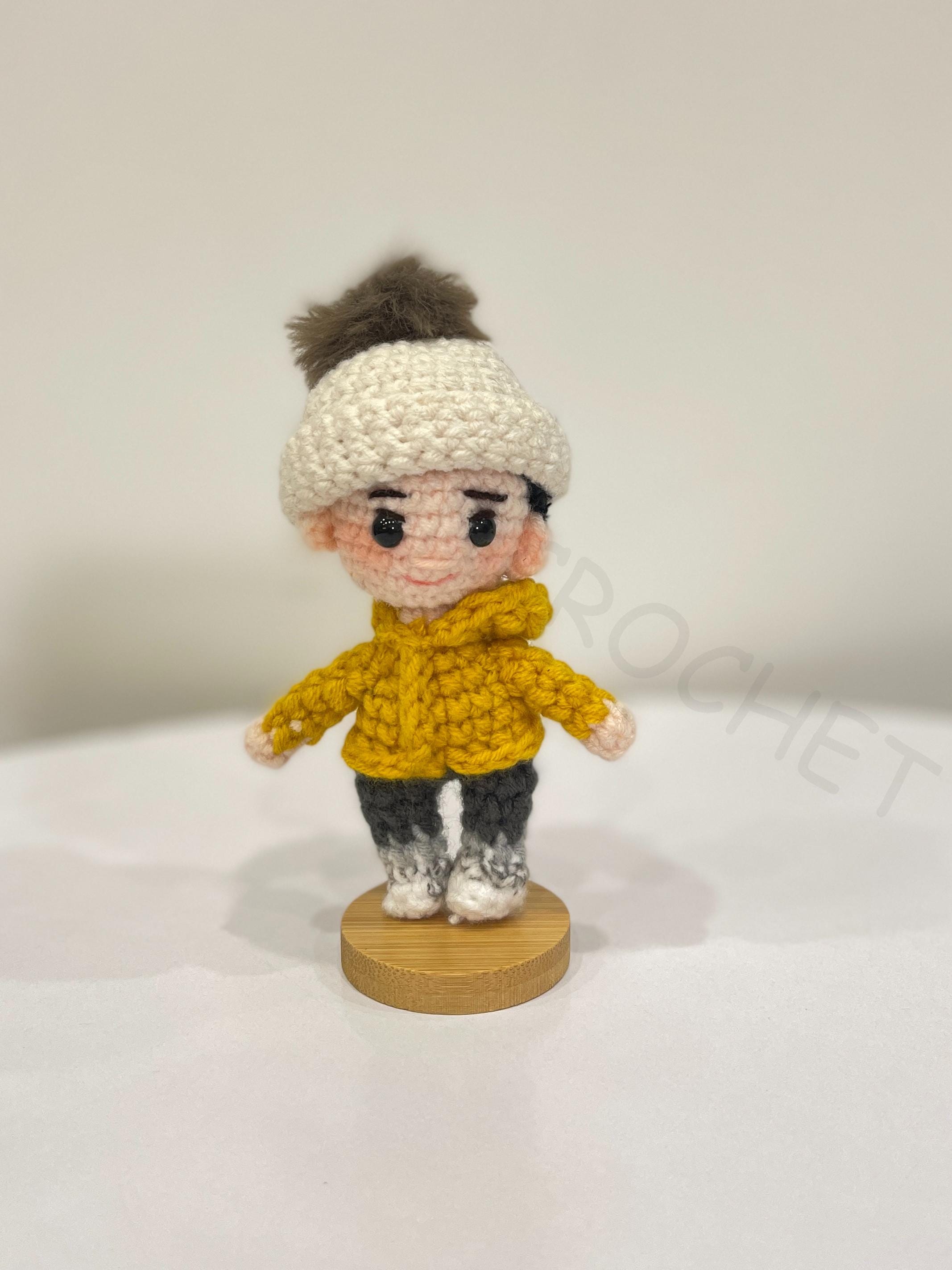 Personalized Crochet Doll – Handmade Custom Portrait, Amigurumi Gift